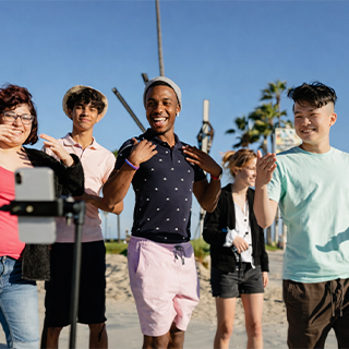 Video TikTok persone lifestyle contenuto quotidiano